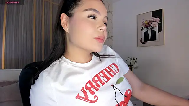 IsabellaAllen online show from September 11, 2025, 11:05 pm