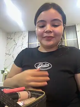 IsabellaAllen online show from October 5, 2025, 7:56 pm