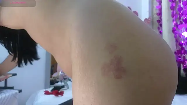 Snapshot of lovely_trix chatting on February 28, 2025, 9:44 pm lovely trix online show from February 28, 2025, 9:44 pm