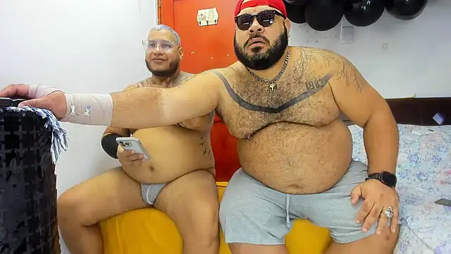 Latino bigcock online show from November 6, 2025, 8:54 pm