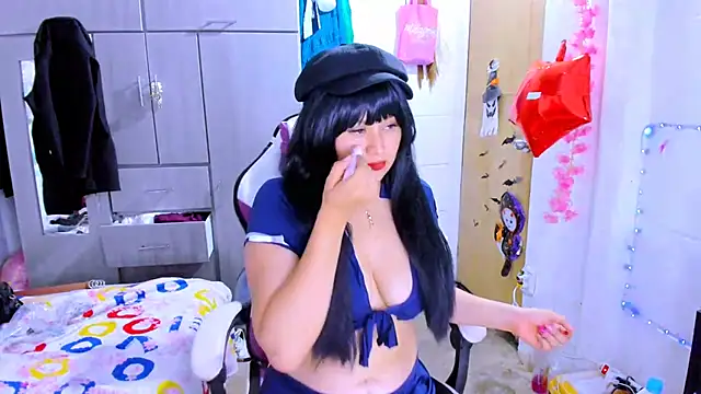 SofiaOlivares online show from January 7, 2026, 12:35 am