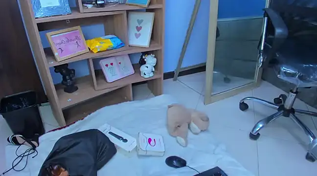 Snapshot of HornySlut69_ chatting on February 7, 2025, 2:29 am HornySlut69 online show from February 7, 2025, 2:29 am