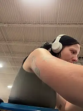 bestorbetter online show from March 31, 2026, 11:05 pm