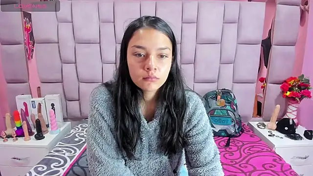 Bich Anal  online show from March 21, 2025, 1:56 pm