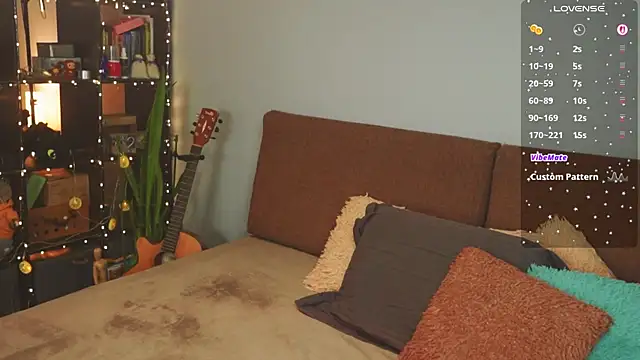 bananya kitty online show from April 6, 2026, 7:53 am