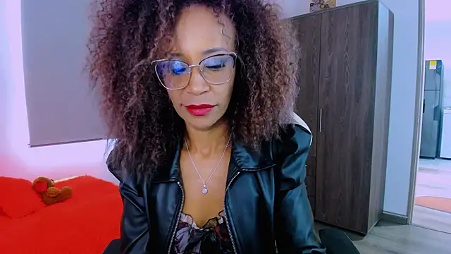 ScarlettMalbec online show from June 3, 2026, 9:31 pm