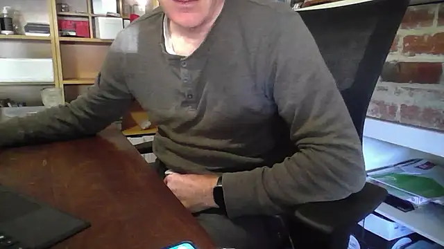 jiggy77777 online show from January 16, 2025, 11:37 pm