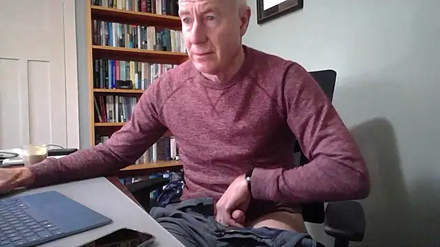 jiggy77777 online show from February 1, 2026, 10:41 pm