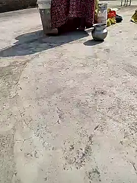 COUPLLE VILLAGE online show from January 31, 2025, 7:07 am