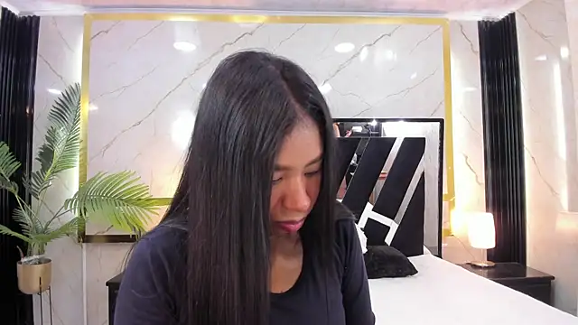 Lia-Anahiz online show from January 18, 2025, 3:09 am