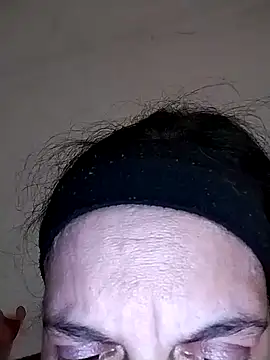 Snapshot of BustyBabyOfficial chatting on January 17, 2025, 2:07 pm BustyBabyOfficial online show from January 17, 2025, 2:07 pm