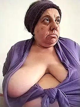 Snapshot of BustyBabyOfficial chatting on October 17, 2025, 1:25 pm BustyBabyOfficial online show from October 17, 2025, 1:25 pm