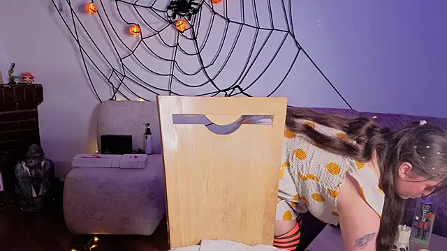 strunky2407 online show from October 28, 2025, 5:00 am