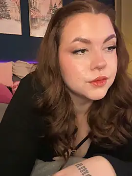 VictoriaLaFleur online show from December 4, 2025, 1:09 pm