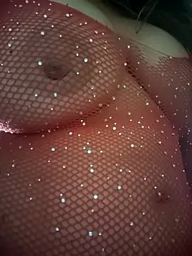 Briiiaa online show from November 2, 2025, 9:28 pm