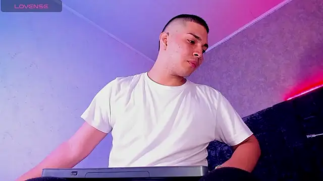 JUANDIAMONDS98 online show from February 15, 2025, 1:05 pm