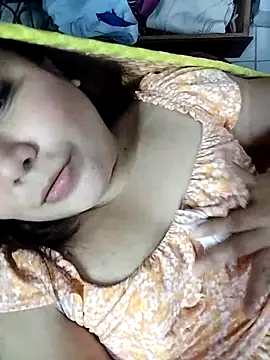 aniv96 online show from November 11, 2025, 12:32 am