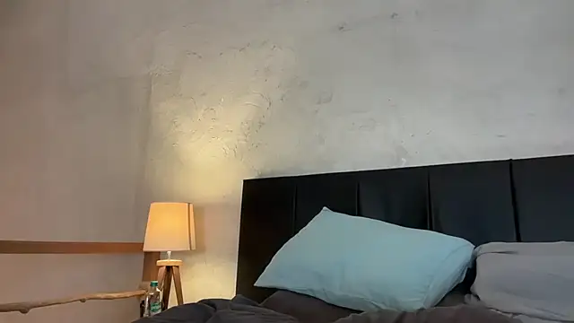  liatris  online show from January 15, 2025, 12:04 pm