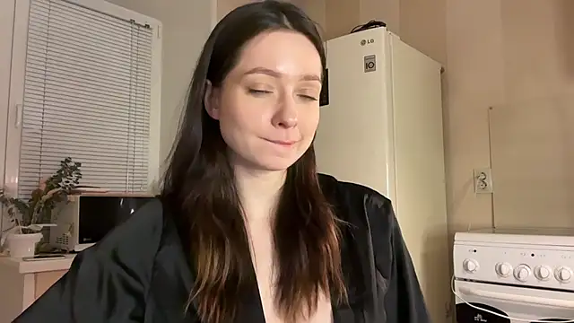  liatris  online show from December 13, 2025, 7:53 pm