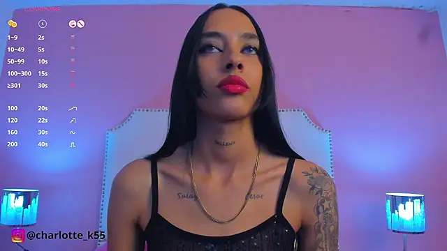 charlotte kisss online show from December 19, 2024, 8:02 pm