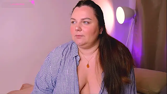 ameliaminkx online show from March 6, 2025, 4:08 am