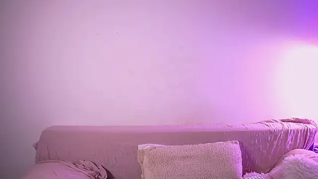 ameliaminkx online show from March 27, 2026, 4:40 am