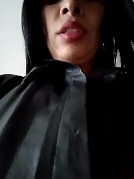 Astrid-- online show from December 19, 2024, 3:08 pm