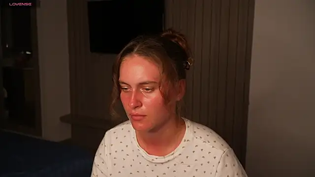 HarleyDeess online show from March 20, 2026, 2:05 am