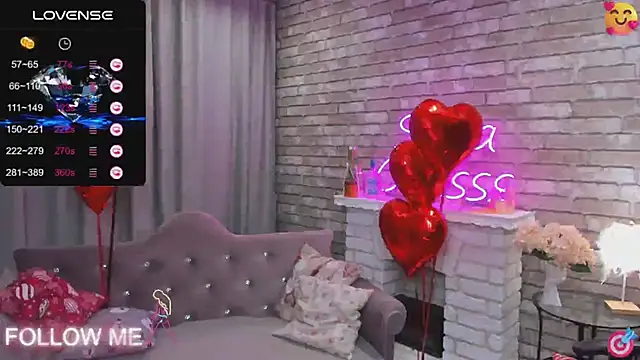 SarahCoksss online show from February 12, 2025, 12:05 am