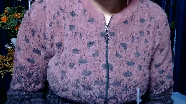 sexy-simmy online show from November 15, 2025, 1:25 am