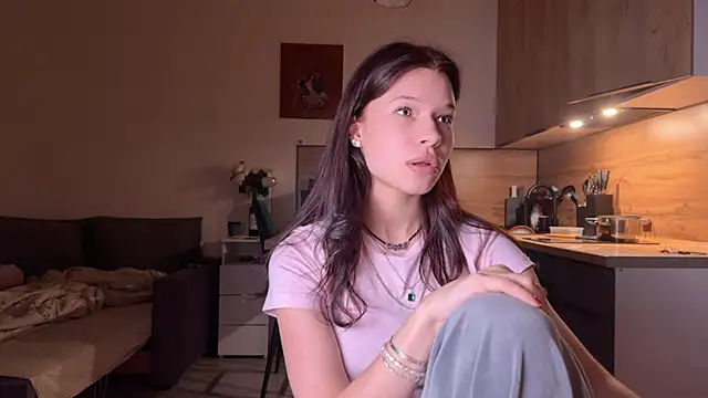 Snapshot of YourOblivion chatting on September 18, 2025, 7:05 pm YourOblivion online show from September 18, 2025, 7:05 pm