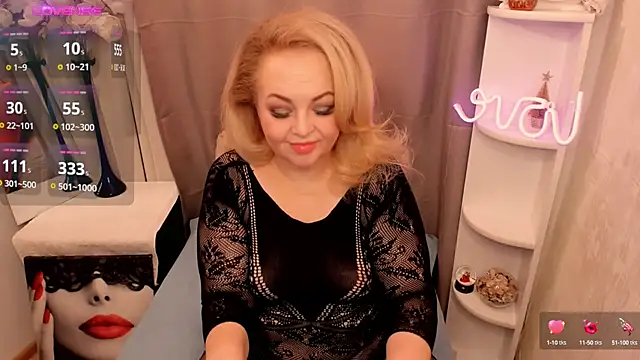 ShannaKingson online show from January 10, 2025, 7:43 pm