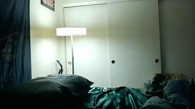 Yagurl  west online show from January 10, 2025, 2:04 am