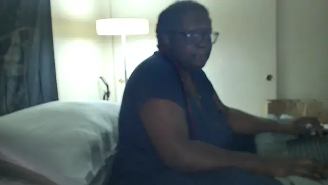 Yagurl  west online show from January 13, 2025, 5:01 am