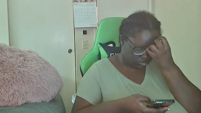 Yagurl  west online show from January 14, 2025, 12:11 am