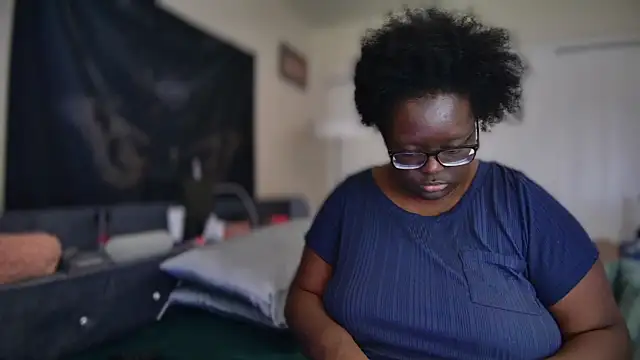 Yagurl  west online show from January 28, 2025, 7:32 pm