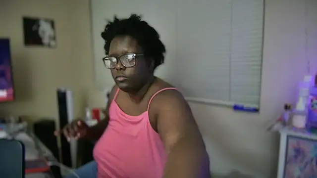 Yagurl  west online show from March 5, 2025, 2:36 am