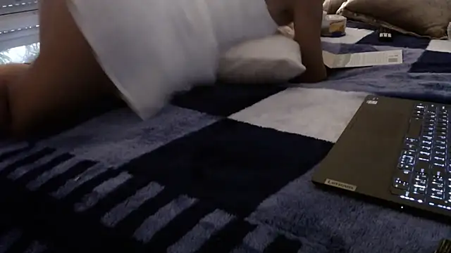 nevertardy13 online show from February 25, 2026, 10:19 pm