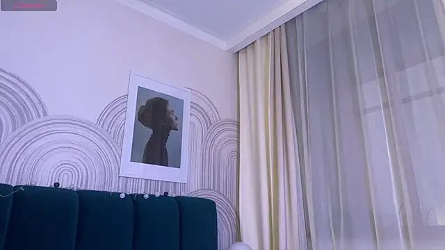 viviann evans online show from December 1, 2025, 1:43 am