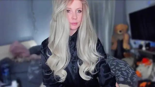 KlementinaBbG online show from February 7, 2026, 9:18 pm