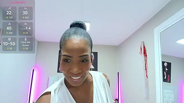 kimmturner online show from September 23, 2025, 1:03 pm