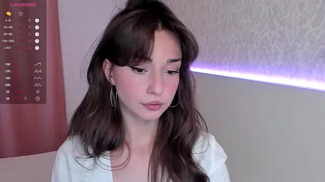 Snapshot of XYour_CharmX chatting on September 14, 2025, 1:32 pm XYour CharmX online show from September 14, 2025, 1:32 pm