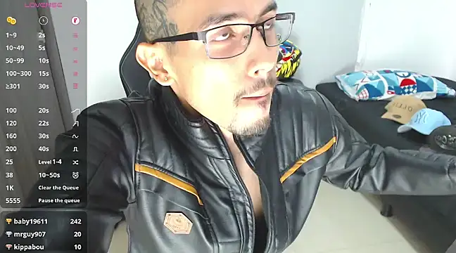 russthiago online show from February 11, 2025, 7:38 pm