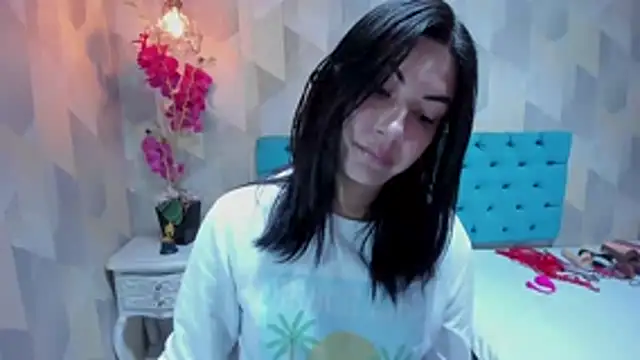 AdaFawxx online show from March 6, 2026, 4:31 am