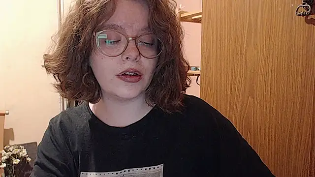 Snapshot of Chmiri_cb chatting on March 15, 2025, 4:10 pm Chmiri cb online show from March 15, 2025, 4:10 pm