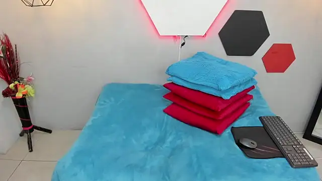 martinaclark online show from February 16, 2025, 5:15 am