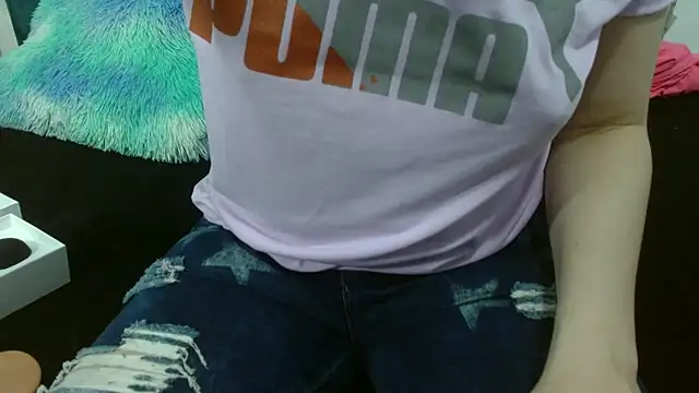 nadescomthxx online show from December 13, 2024, 3:16 am