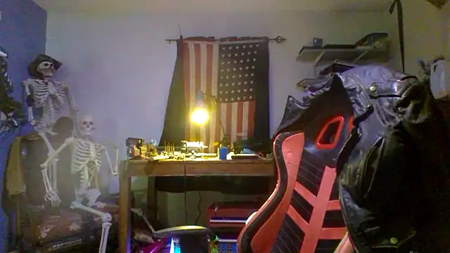 Snapshot of Woodywoodsup1 chatting on November 8, 2025, 5:51 am Woodywoodsup1 online show from November 8, 2025, 5:51 am