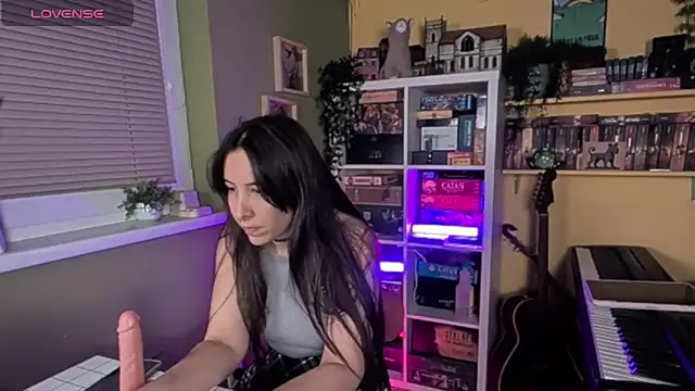 LelianaHazel online show from February 3, 2026, 4:34 pm