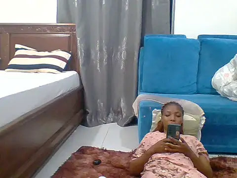 sexy  candyy online show from September 22, 2025, 5:37 pm